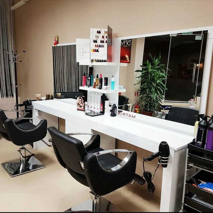 Фризьорско работно място