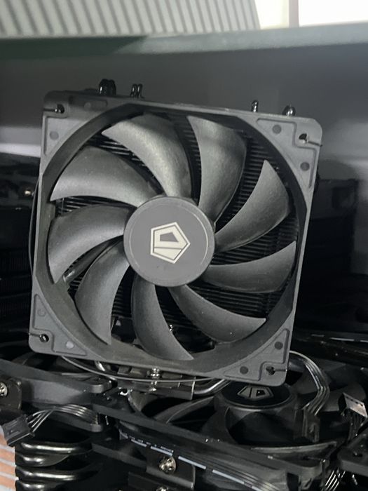 Башенное охлождение ID cooling, без RGB.