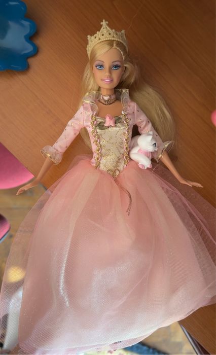 Papusa Barbie din filmul Princess and the Pauper