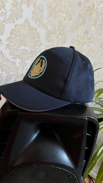 Polisia кепка новый