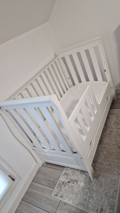 Vând pătuț copil 900 RON