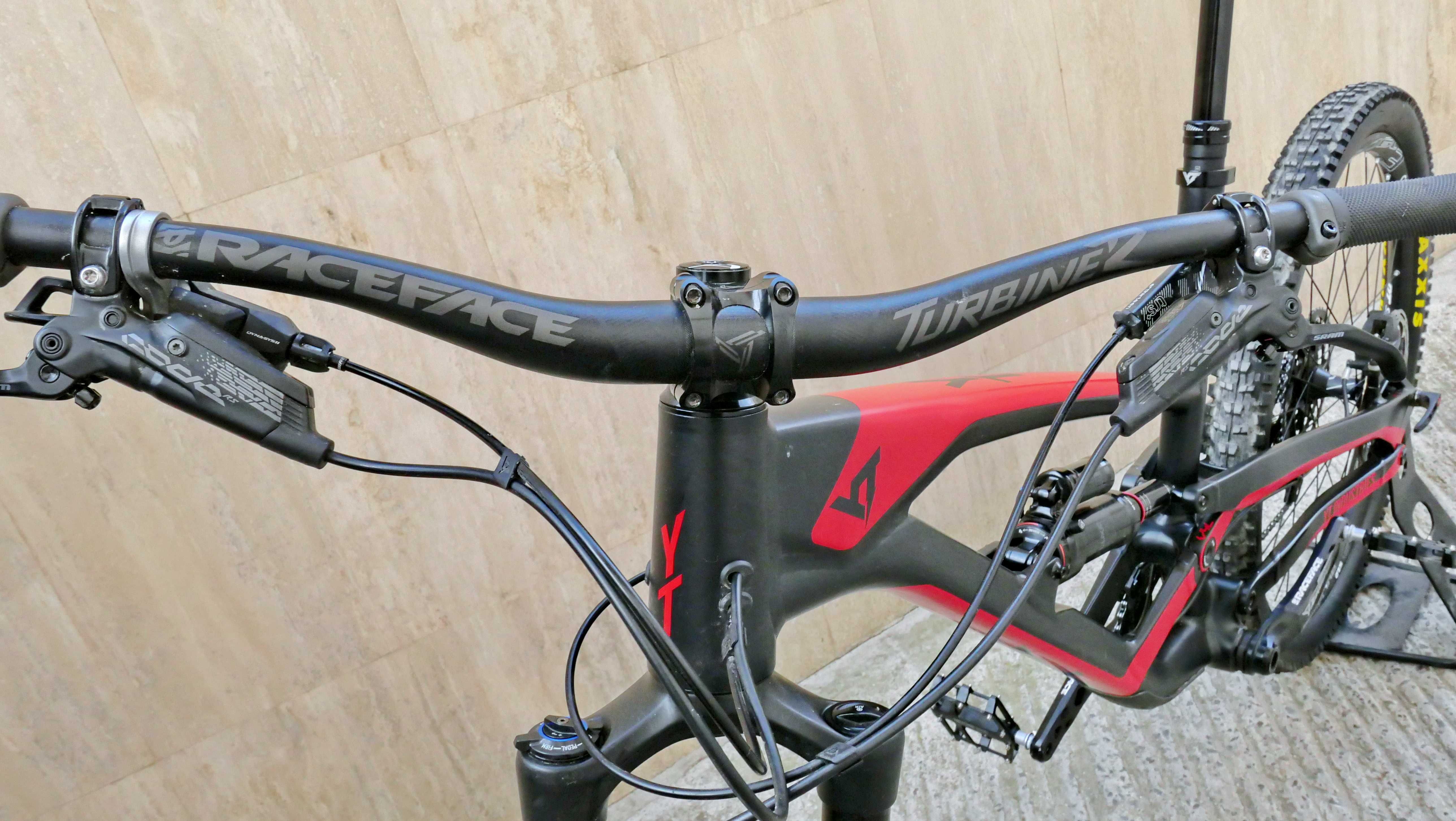 YT Capra AL Comp, 27.5 XL, RockShox Lyrik, 160 ход, 1x 11 Deore SLX