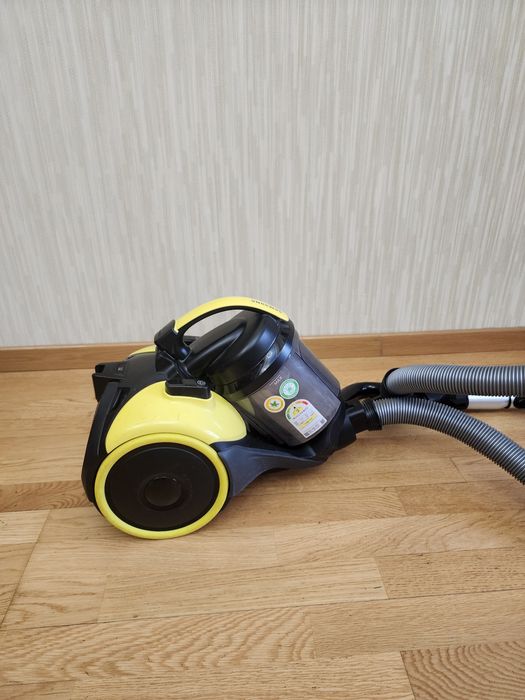 Продам Пылесос Samsung