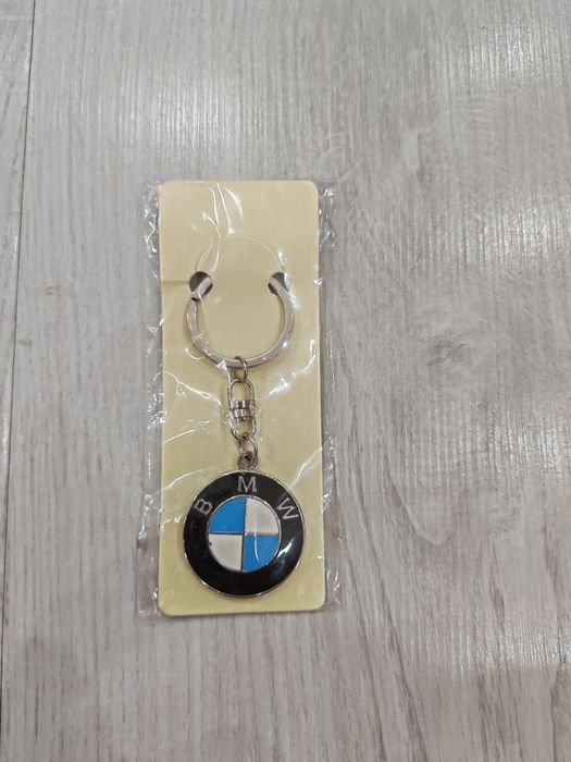 Стилен Метален Ключодържател за BMW