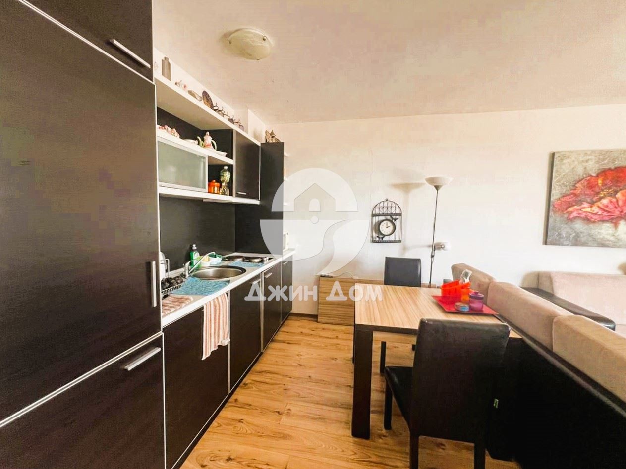 Продава се Двустаен апартамент в Свети Влас - 90 кв.м за 1056 €/кв.м - Снимка #2