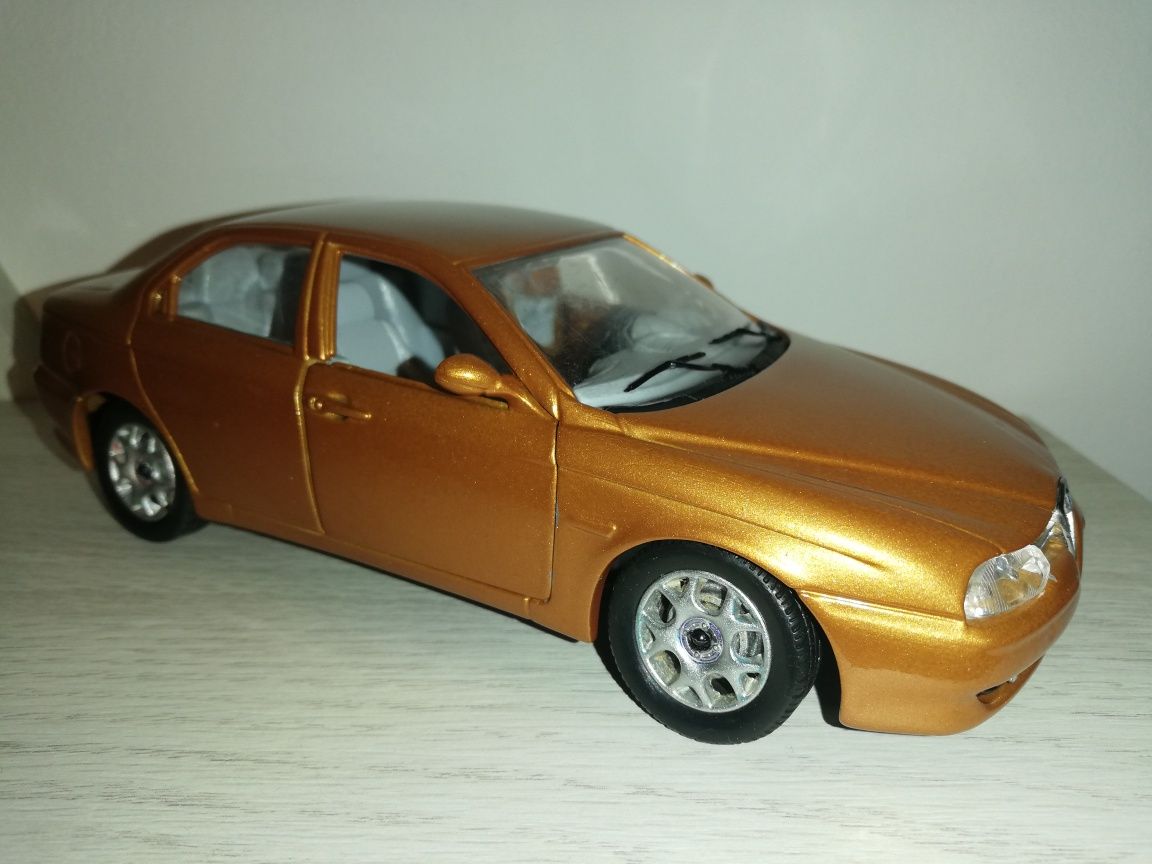 Macheta alfa romeo 156 scara 1:24