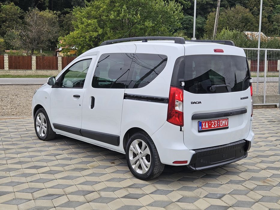 Dacia Dokker 1.5DCI din 2015 cu rampa handicap!
- an fabricație 2014
