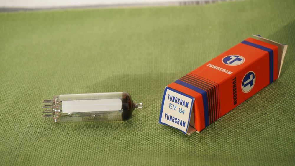 Tuburi electronice EC/ ECC/ EL/ ECL/EM/12AU7 NOS