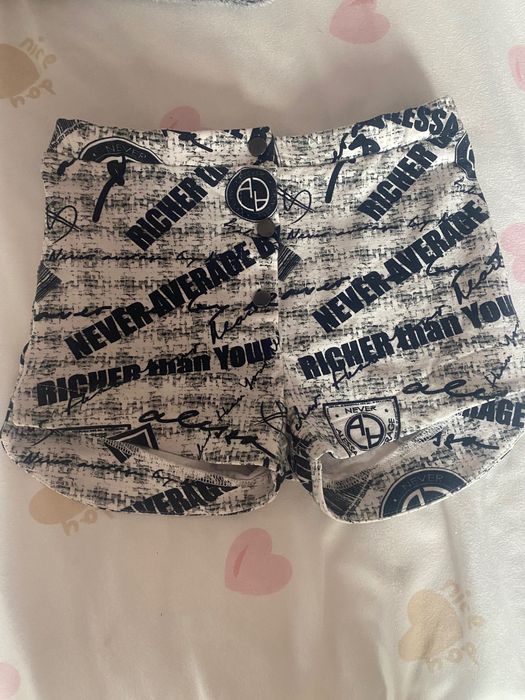 Alessa къси панталонки