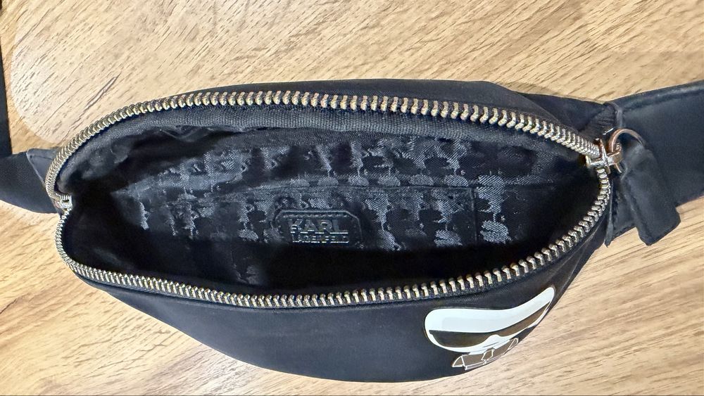 Crossbody Чанта Karl Lagerfeld