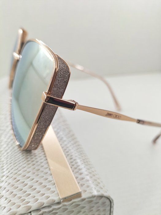 Оригинални дамски слънчеви очила Jimmy Choo