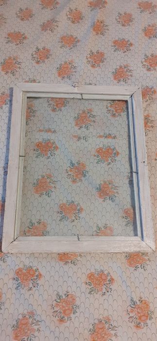 Ramă veche din lemn