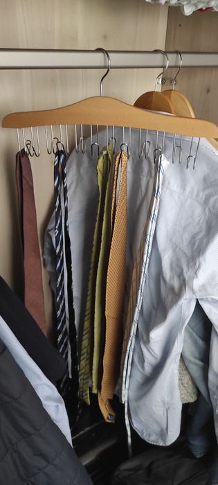 Закачалка с 5 вратовръзки