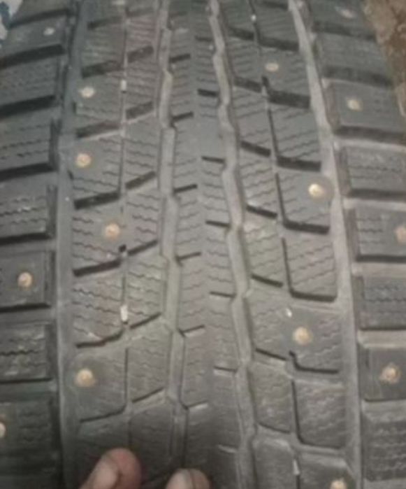 Продам зимние шины 225/55/18