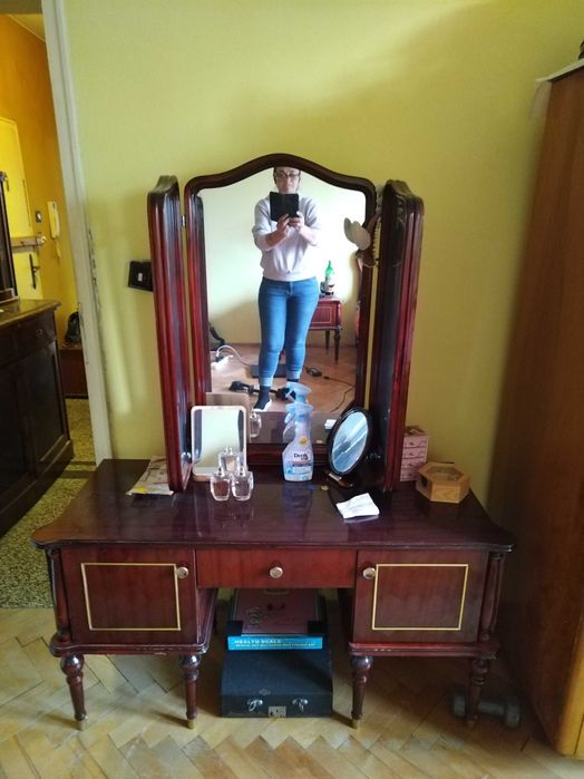 мебели употребява ни внесе ни от ромъния