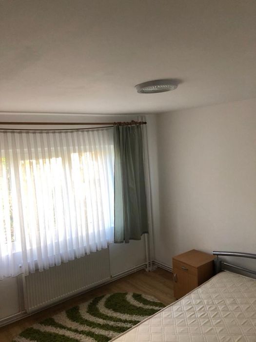 Dau in chirie apartament 2 camere strada Tulcea Intre Lacuri