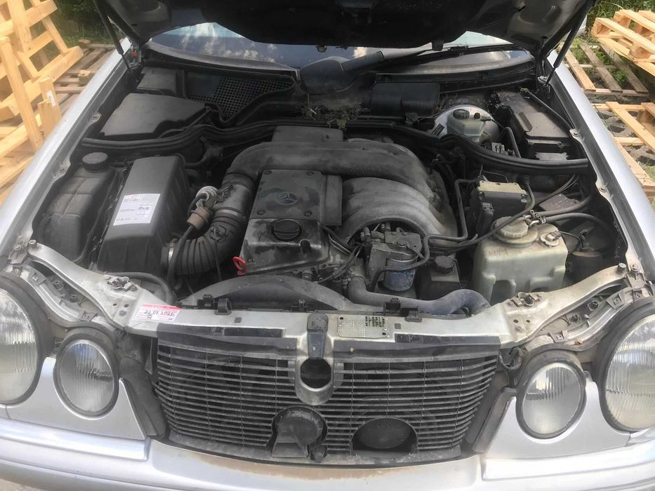 Mercedes-Benz E-класа (W210) E 300 D (210.020) (136 Hp) на части