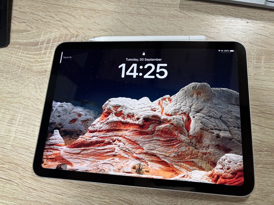 iPad 2022 (10th gen) 64GB + Apple Pencil