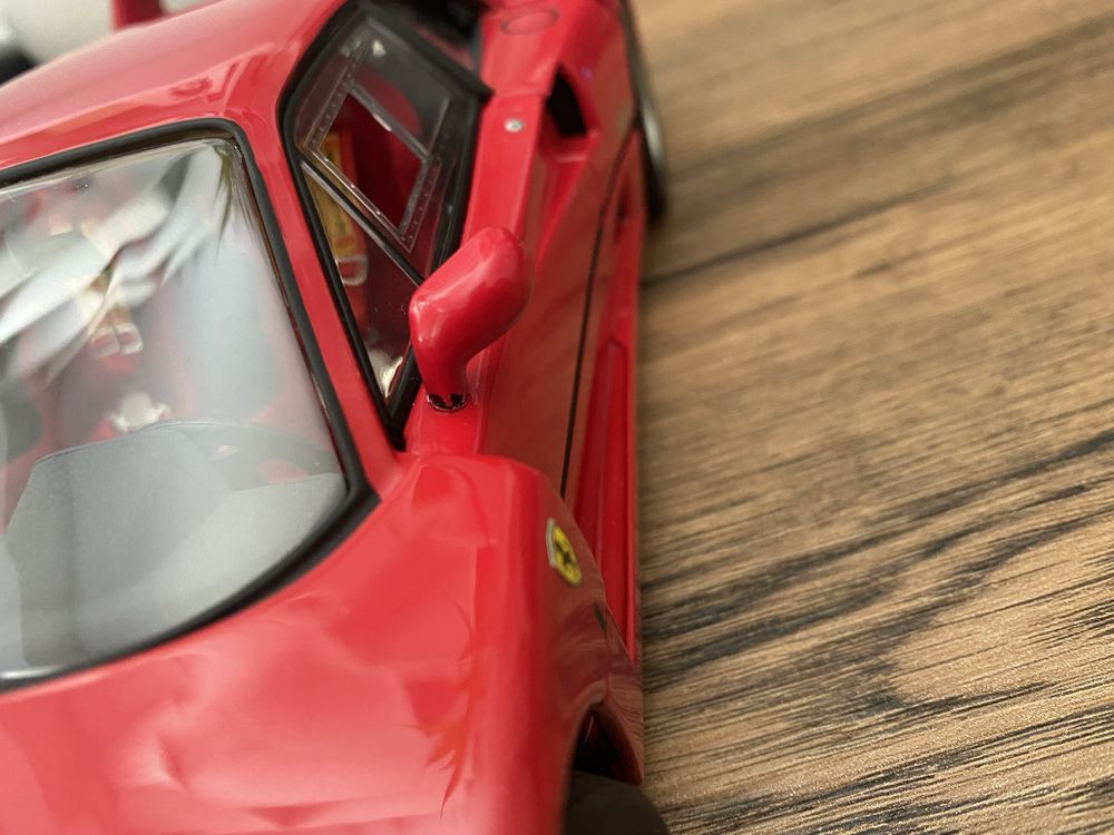 Macheta 1:18 Hotwheels Elite Ferrari F40