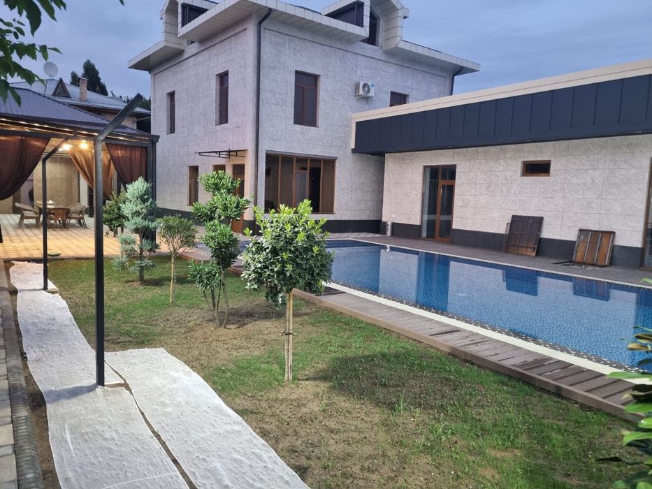 Яхши жойда дача сотилади