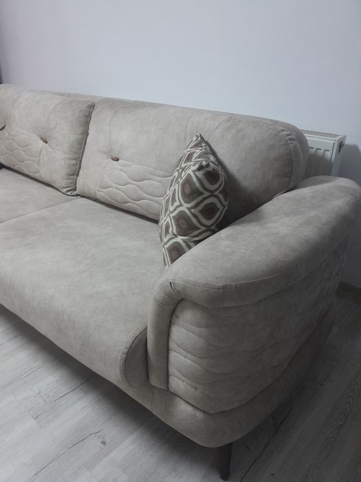 Set canapea și fotoliu