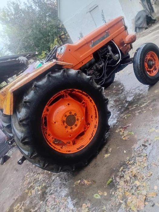 Tractor de vânzare  450 fiat