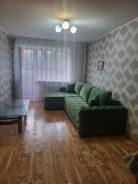 2-х комнатная квартира район Спутника, Евразийский рынок