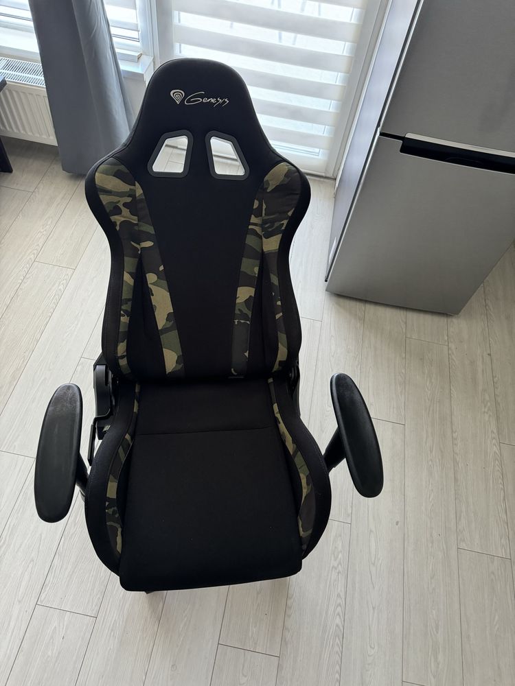 Scaun pentru gaming Genesis Nitro 560, Camo