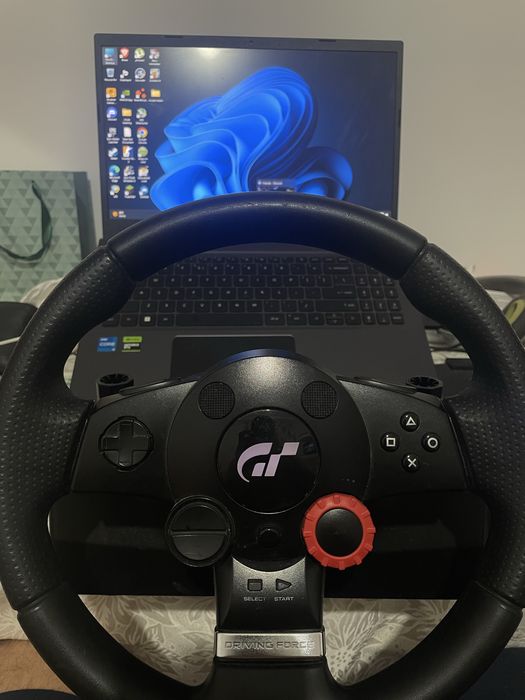 Volan gaming logitech driving force gt