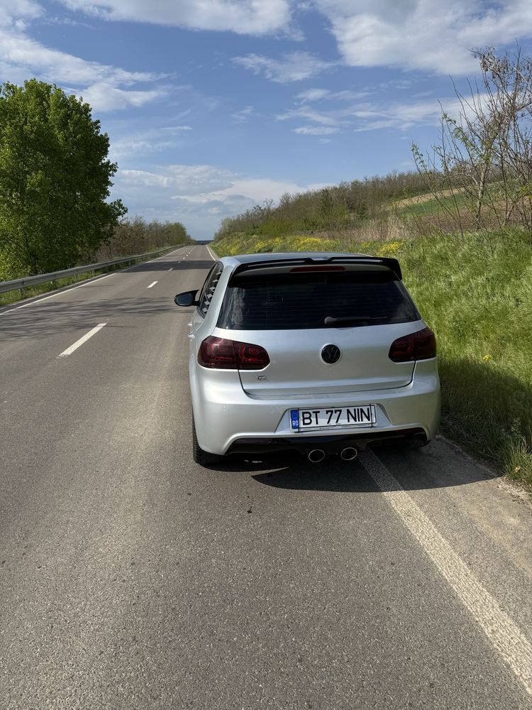 Vând Golf 6 R.
