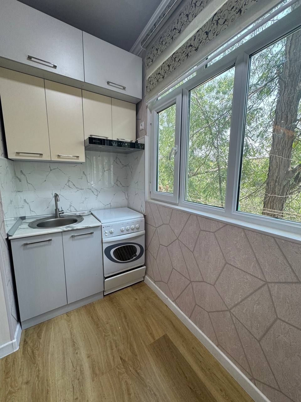Продаю Свою квартиру в Яшнабадском р-не Авиасозлар-3. 2-ком 3-этаж 4-э