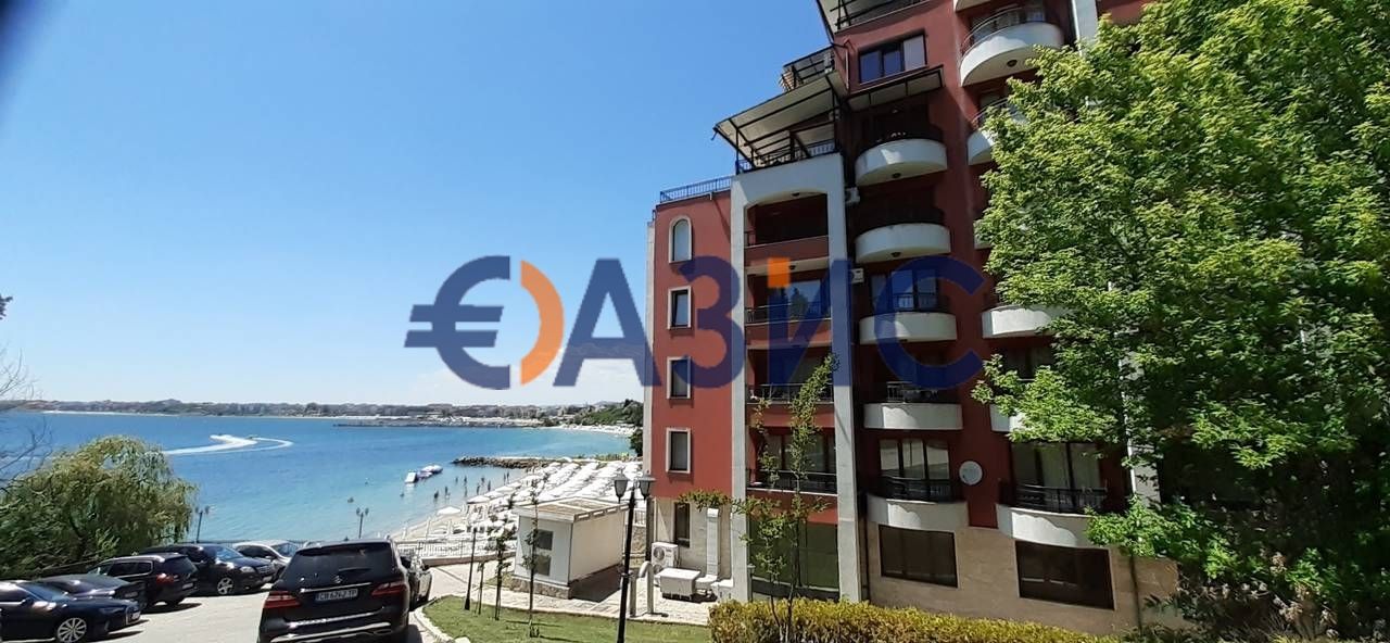 Продава се Тристаен апартамент в Несебър - 114 кв.м за 1272 €/кв.м - Снимка #2