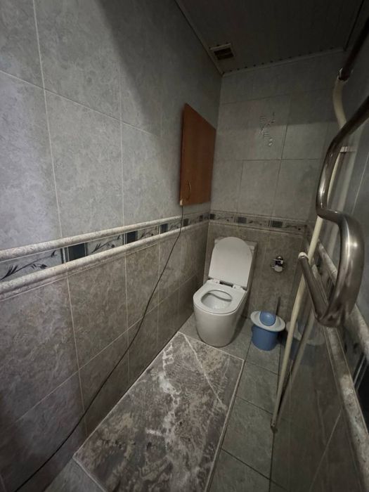 Продается 2 комнатная квартира. Юнусабад-11. ТЦ Мегапланет