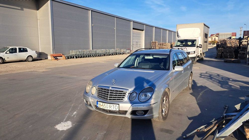 Vând  Mercedes  E Class  2.2 DIESEL