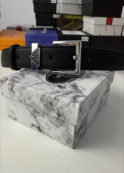 Curea dama Prada din piele