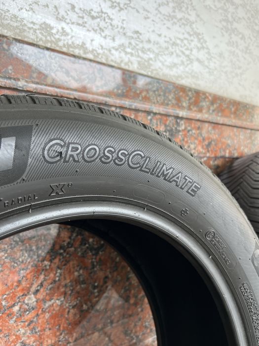 Donali michelin sotiladi 235/55/17