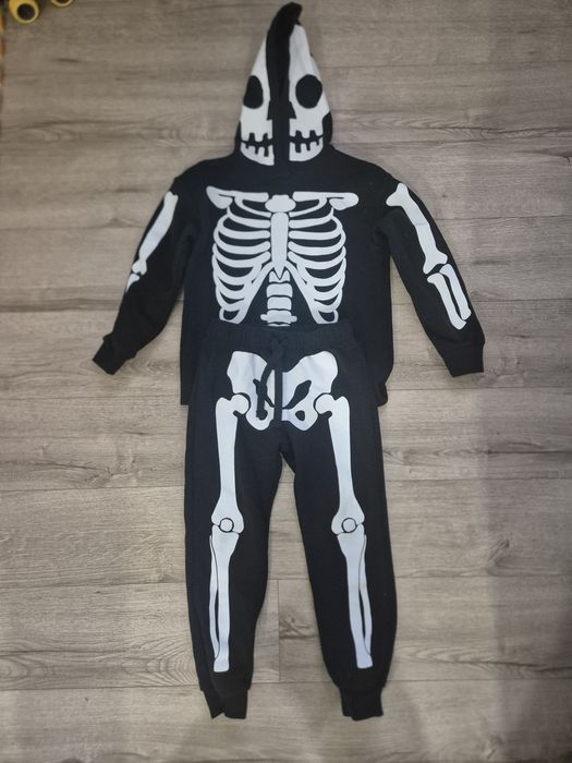 Costum Halloween mărimea 110-116, H&M