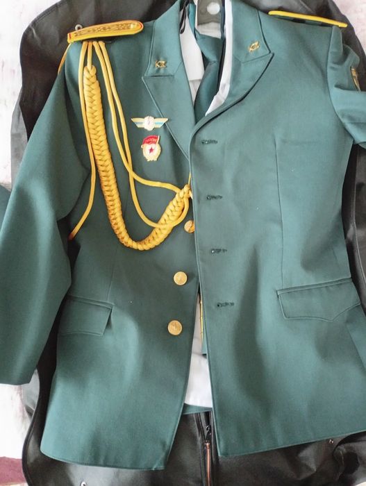 Парадка почти новый полный комплект туфли фурашка