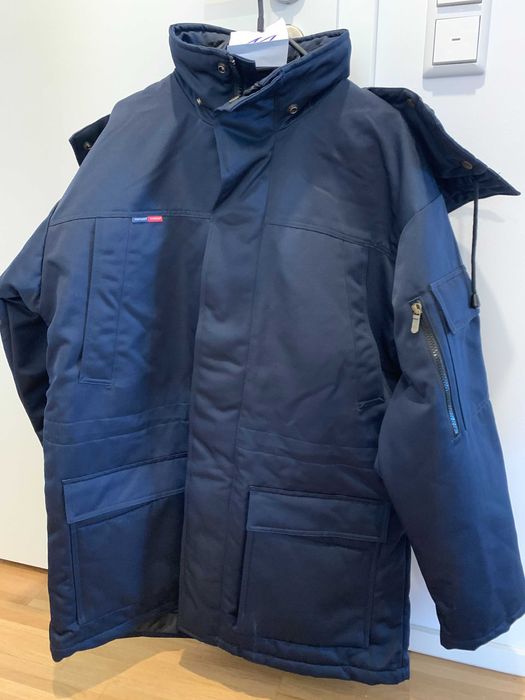 Geaca groasa cu gluga marcă Fristads Kansas marimea M/L Reducere 50%