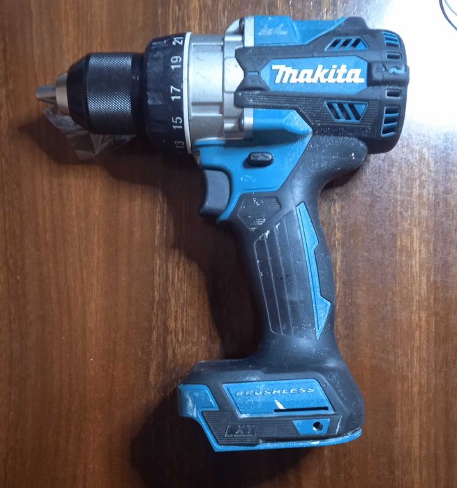 Filetanta Makita DDF486