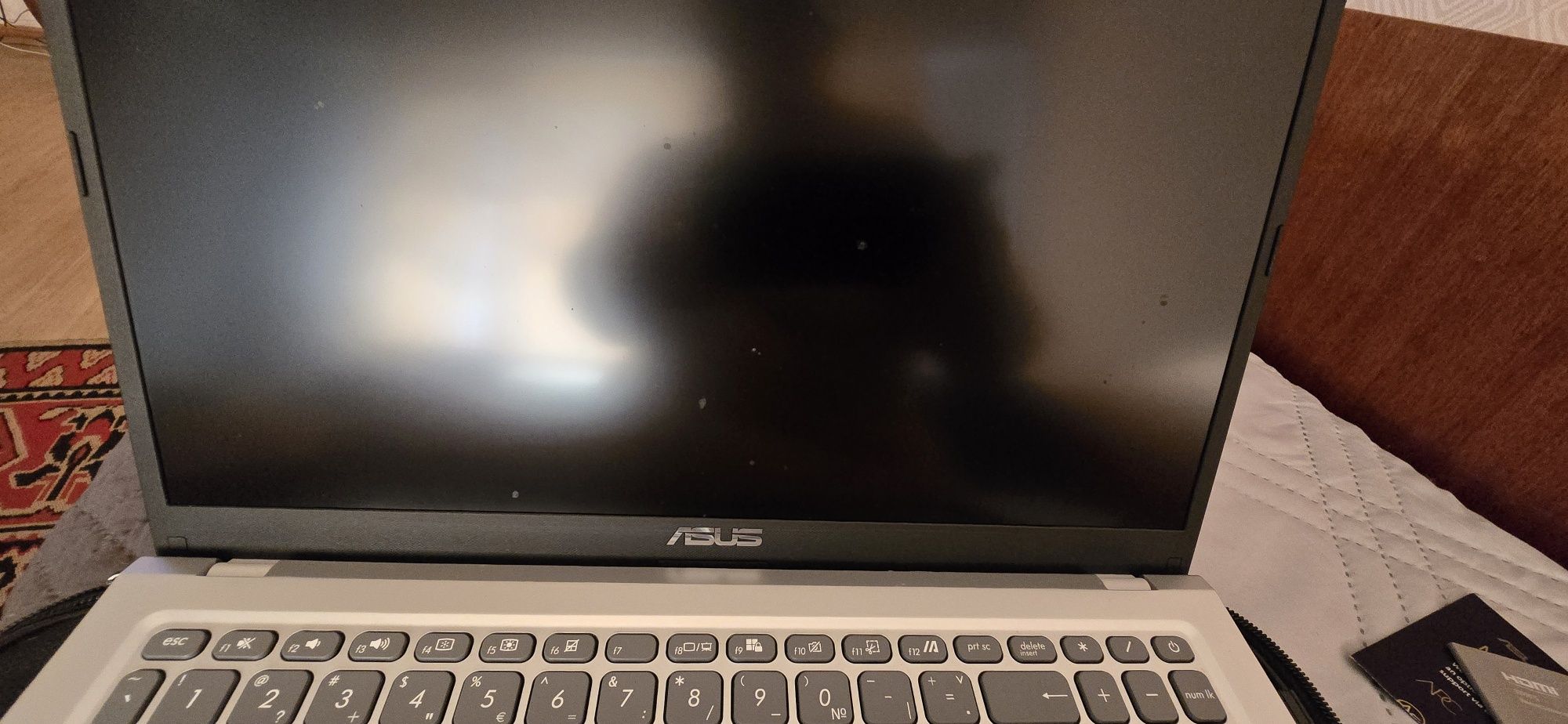 Лаптоп Asus x515ea