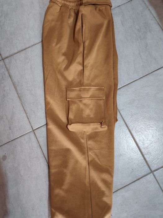 Pantaloni sport  S