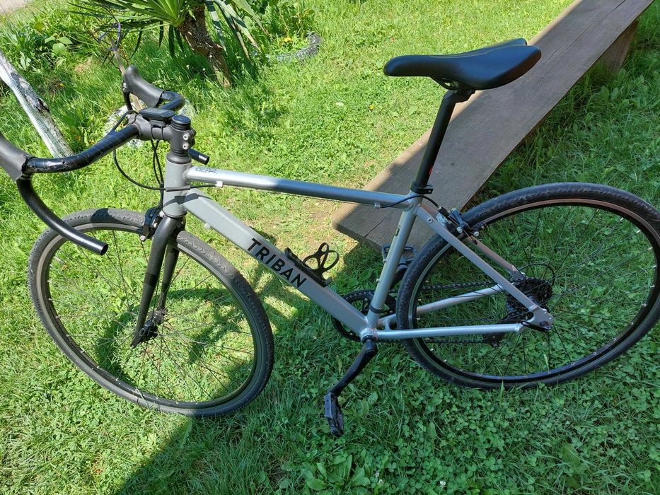 Vând cursieră Triban RC100