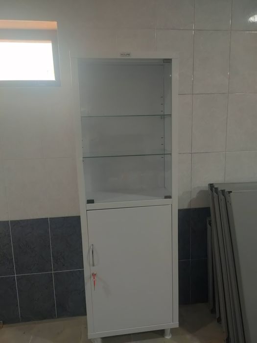 Продам шкаф медицинский