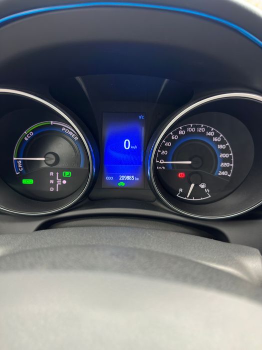 Toyota Auris 1.8 Hybrid