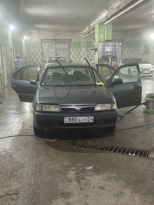 Нисан примера 1.6 седан