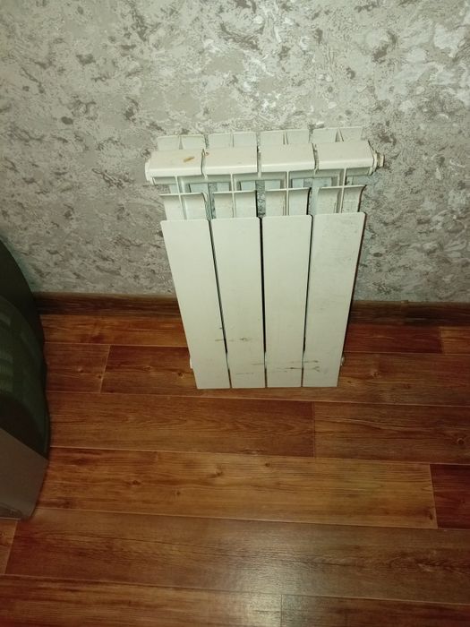 Продам батарею ноаую