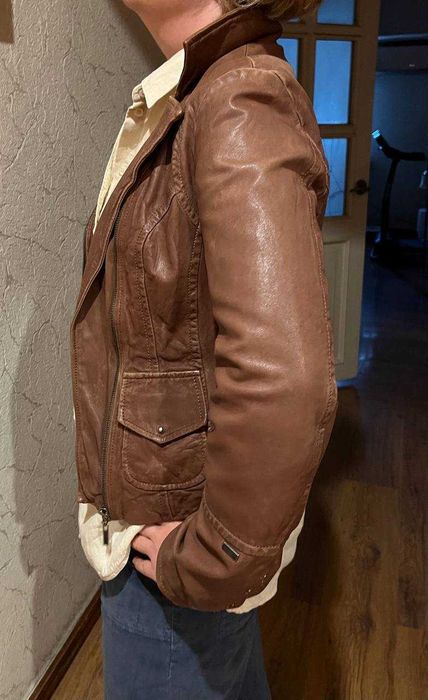 кожаная куртка MEXX