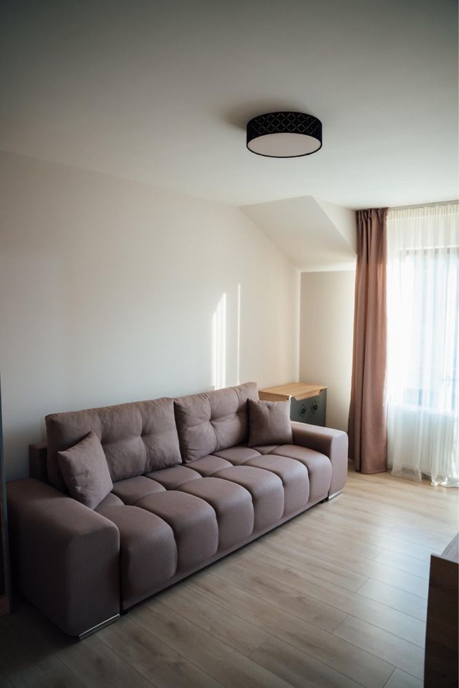 Inchiriez Casa Premium 125m Garaj Dotari moderne Locatie Excelenta