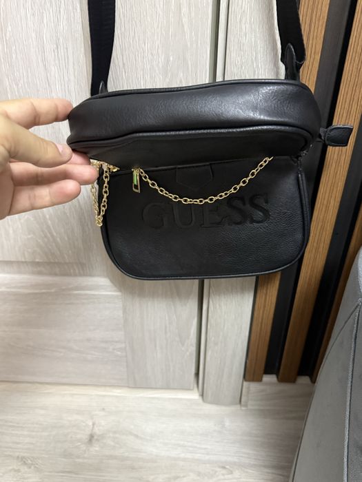 Geanta dama GUESS noua